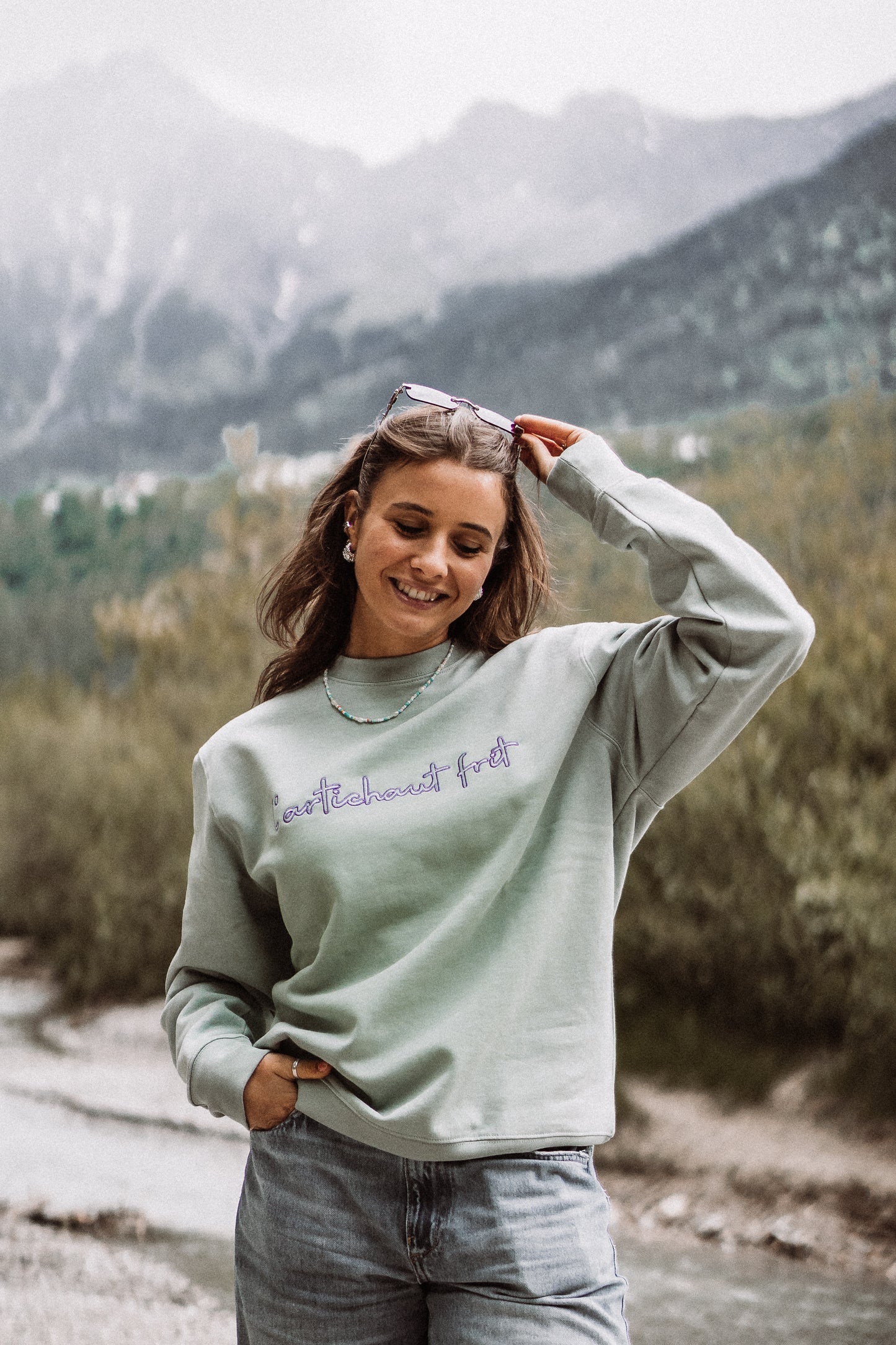 Embroidery Sweater aloe lila