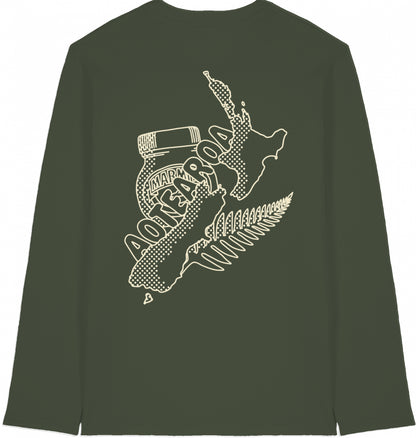 Aotearoa Longsleeve olive