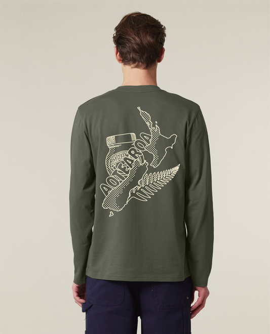 Aotearoa Longsleeve olive